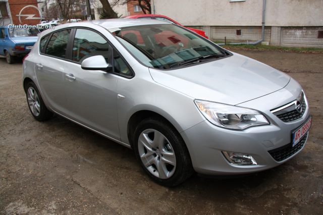 Opel astra j 2010