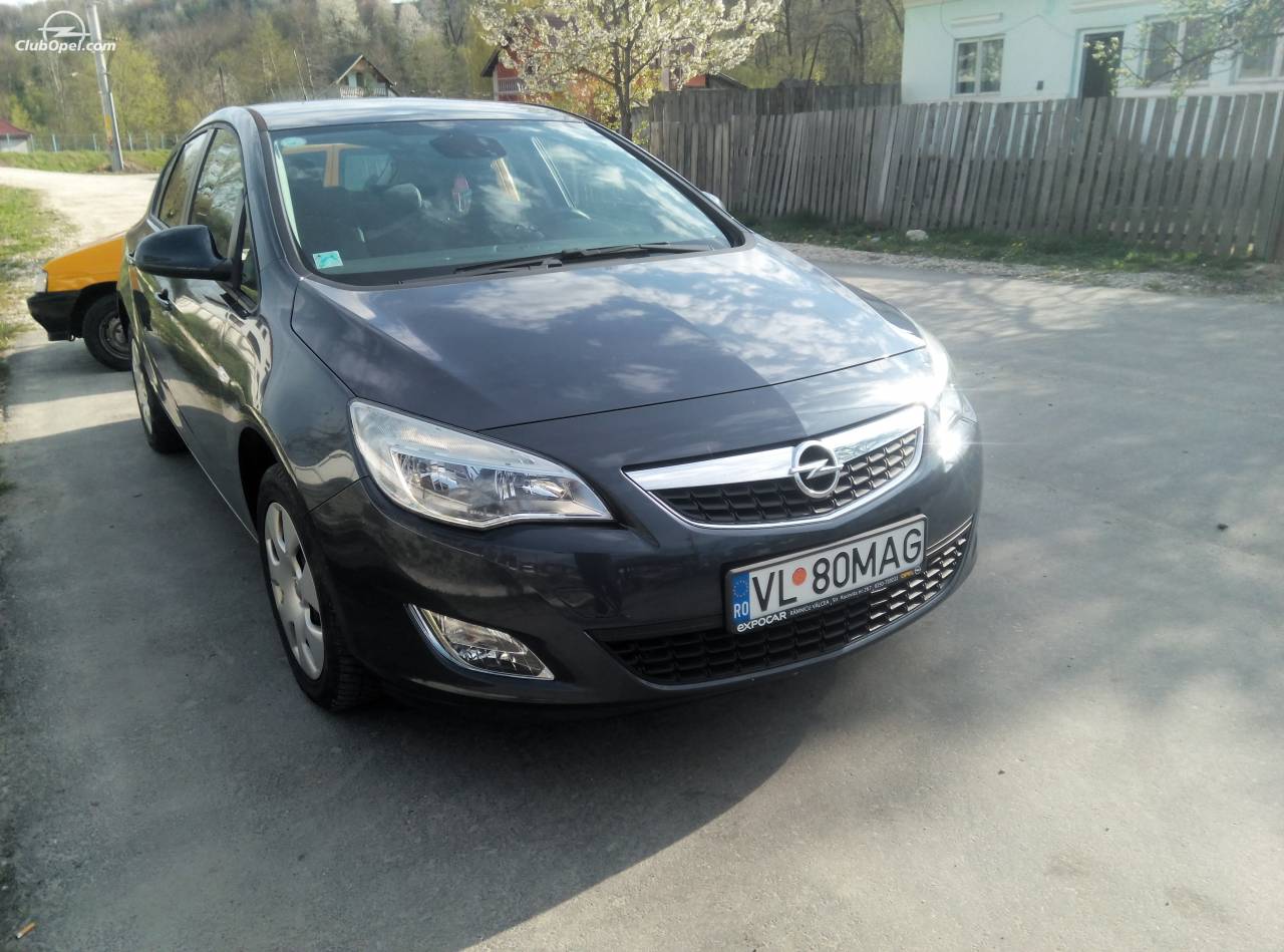 Opel astra j 2010