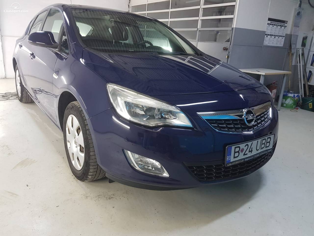 Opel astra j 2010